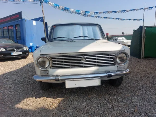 SEAT 124 Histórico PRIMERA SERIE 1968 - Imagen 2