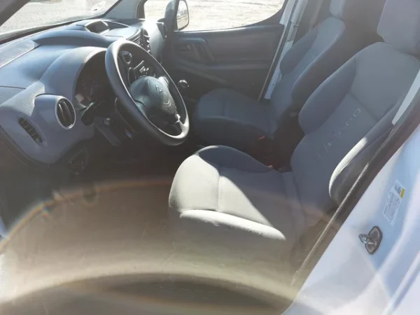 CITROEN BERLINGO 2017 - Imagen 6