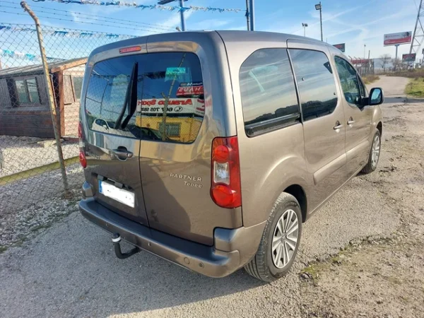PEUGEOT PARTNER TEPEE ACTIVE 2017 - Imagen 8