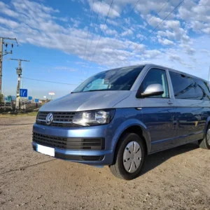 Volkswagen Transporter T6 extralarga 9 plazas