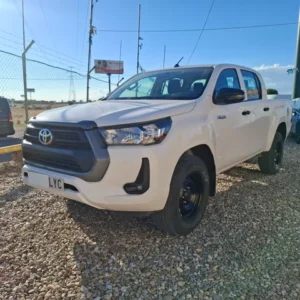 Toyota Hilux 2.4d 150 cabina doble gx 2022